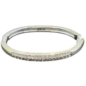 Swarovski Swan White Crystal
Bracelet‎ Rhodium Hinged Clamper 
Bangle Bracelet
